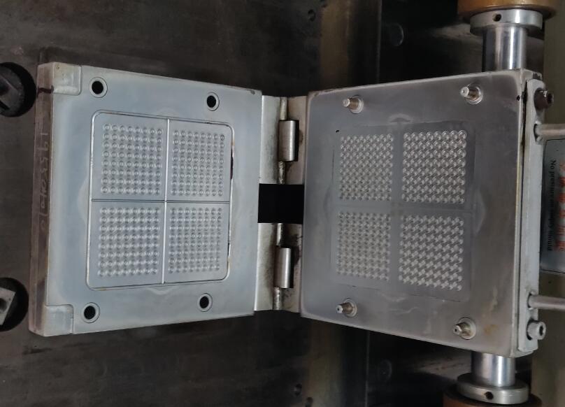 矽橡膠製品&mdash;模具